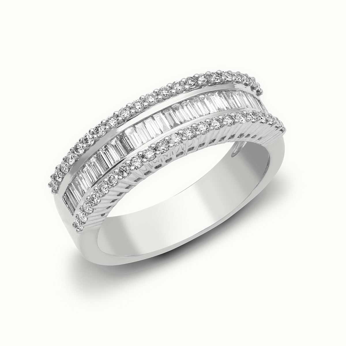 18ct White Round Baguette Natural Diamond Ring