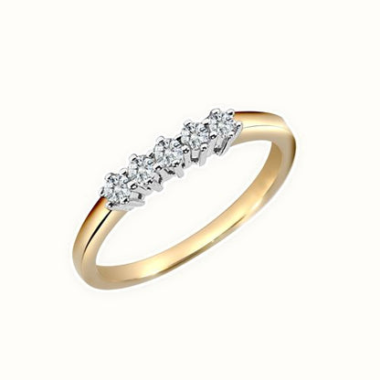 18ct Natural Diamond Ring