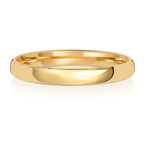 Slight Court Wedding Band 2.5mm in yellow gold, lying flat